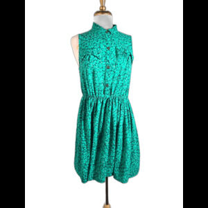 Isani Dress Size M Colorful Modern Mini Collared Green Coquette Boho Chic